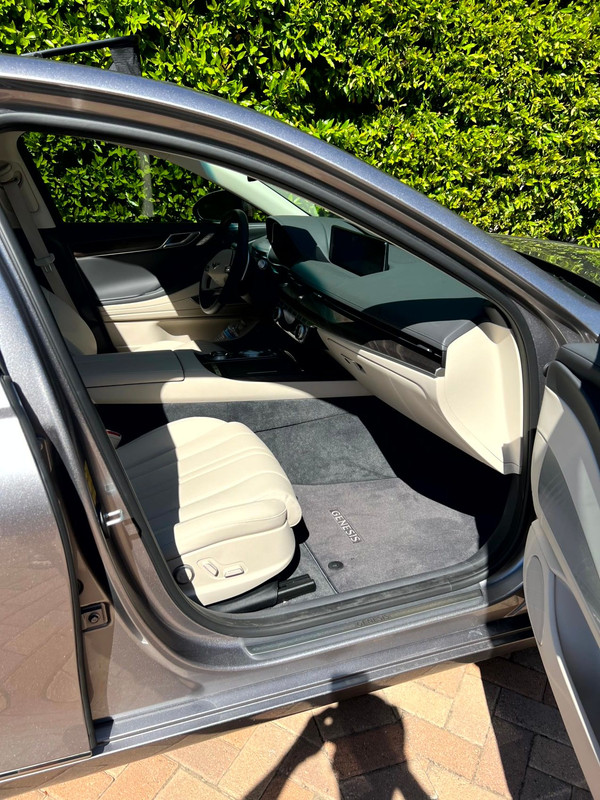 Vehicle thumbnail 14