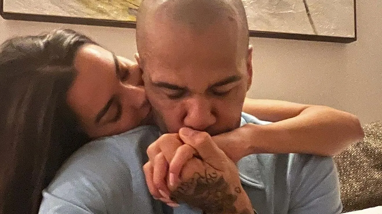 Esposa de Dani Alves emite triste mensaje: 