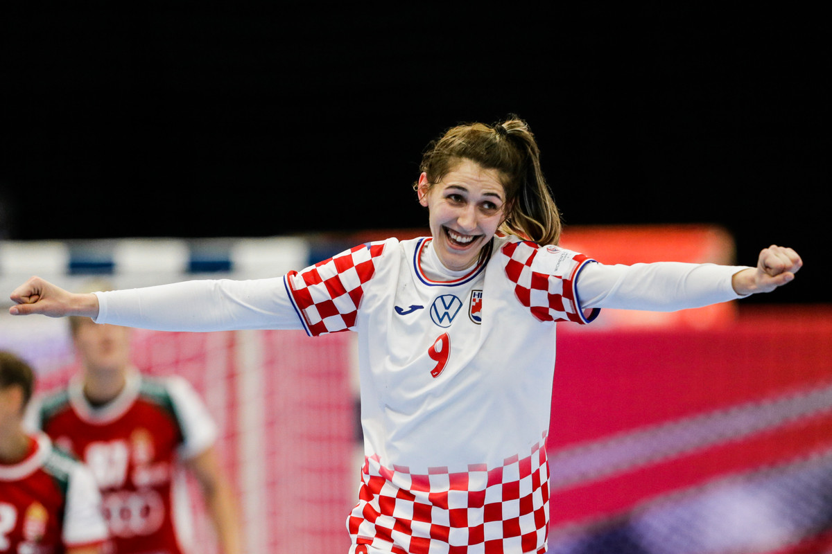 EHF2020W-4.12-CRO-POL-0413