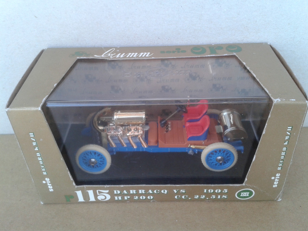 1905 Darracq V8 200 (Brumm) (1)