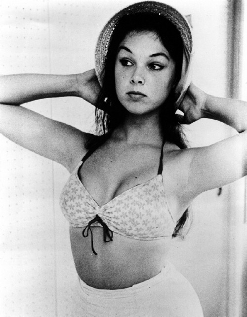 yvonne_craig_057