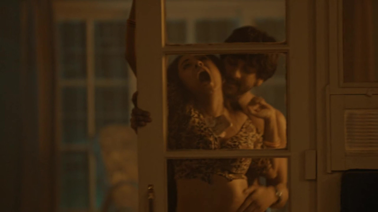 vlcsnap 2025 11 03 23h50m36s356