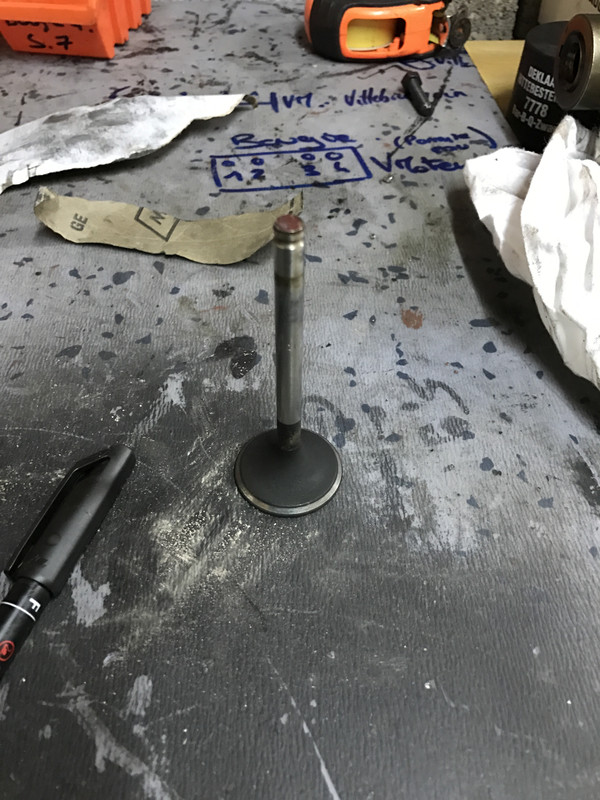 Restauration 4L (1151)