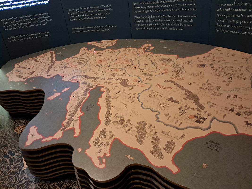 Varsovia 2024 la ciudad Fénix que resurgió de sus cenizas. - Blogs of Poland - Dia 2-Museo del alzamiento, museo Polin y gueto judío (22)