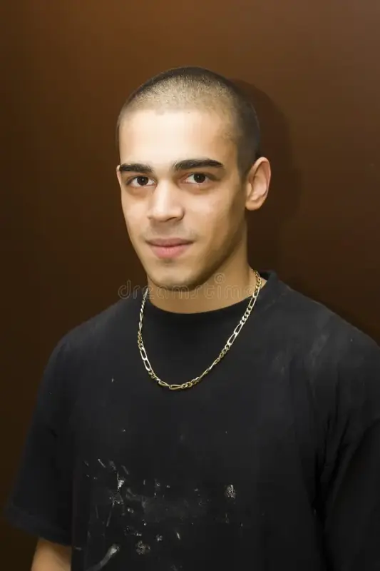 young-man-portrait-3300021.webp