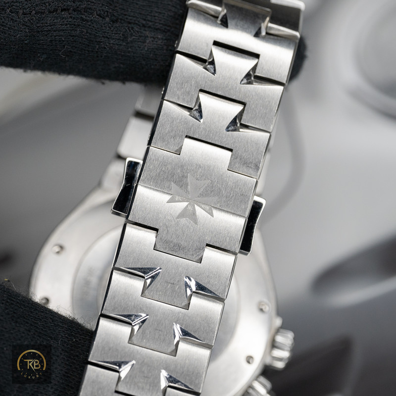 Vacheron Constantin Overseas Dual Time - Image 14