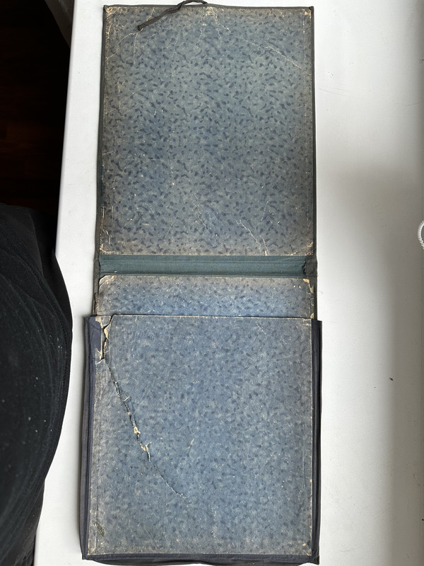 FD6BEDB2-2117-4820-B2A1-0F754E626898