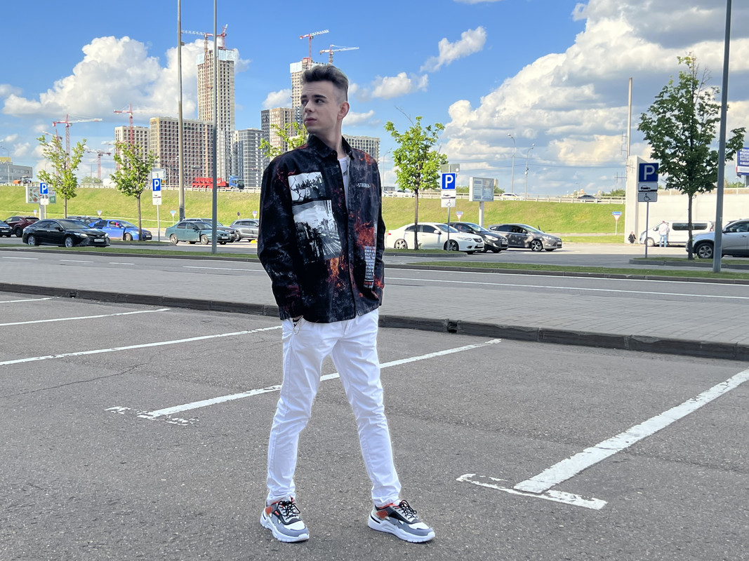 CBCD9E0F-B8C1-4BE3-B1EA-FA131D79C674