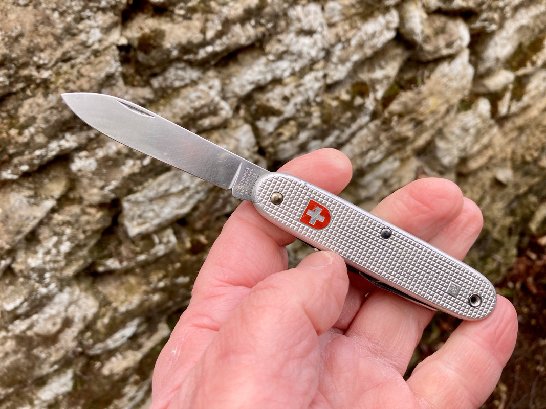 0BED601F-39C5-4AC5-BBD3-E7B28B404748