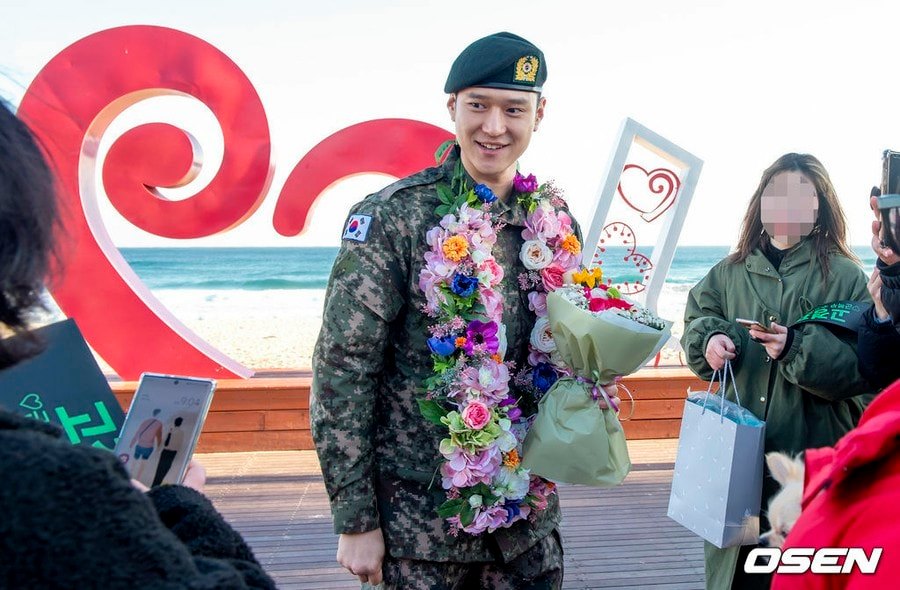 82144223-3279346488758382-89870239465157