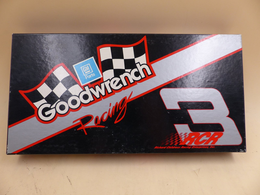 WINROSS DALE EARNHARDT #3 GM GOODWRENCH RACING TRANSPORTER & 2 CAR SET WINROSS DALE EARNHARDT #3 GM GOODWRENCH RACING TRANSPORTER & 2 CAR SET