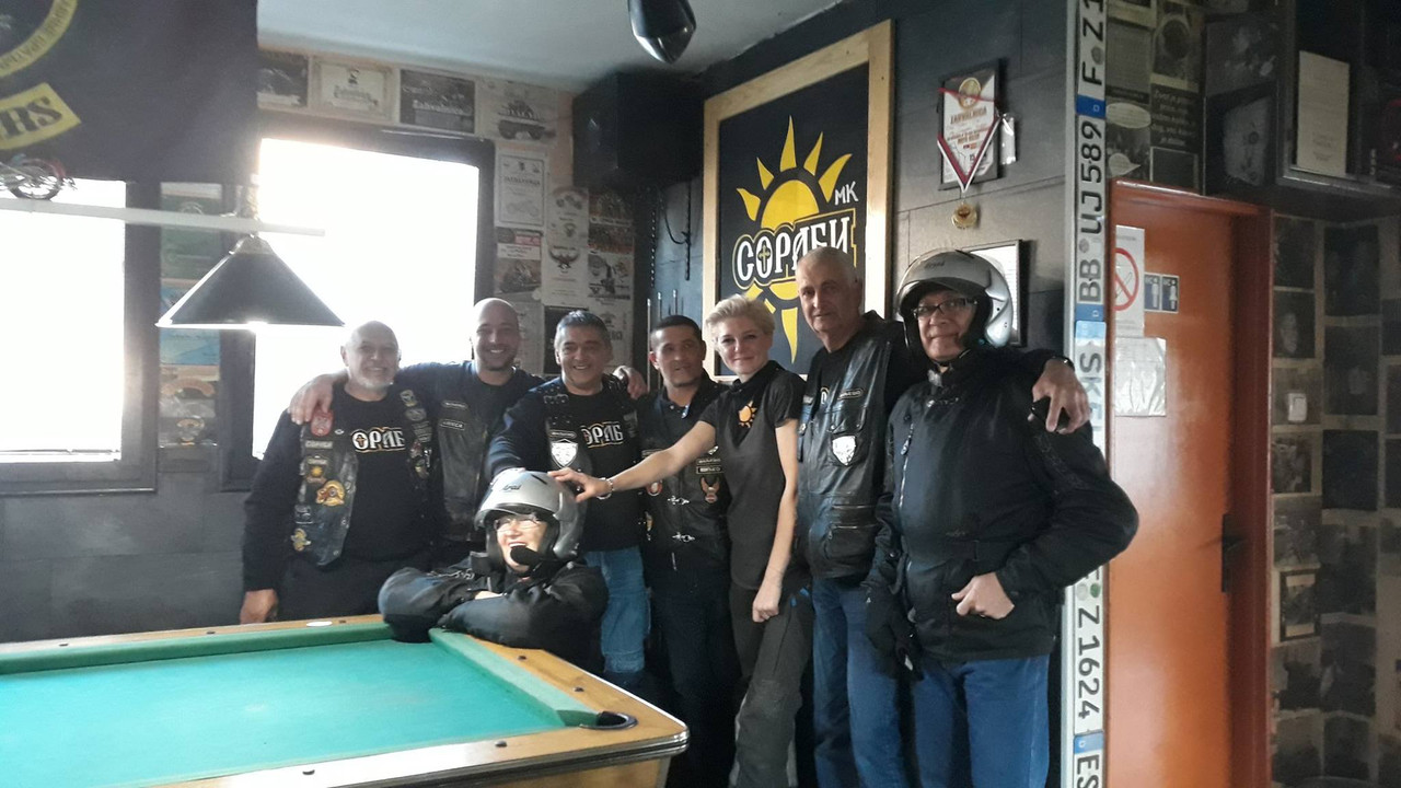 44964286_1382235038579205_7889611578494943232_o