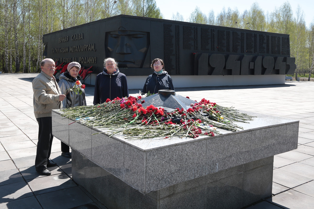 Родоведы у вечного огня