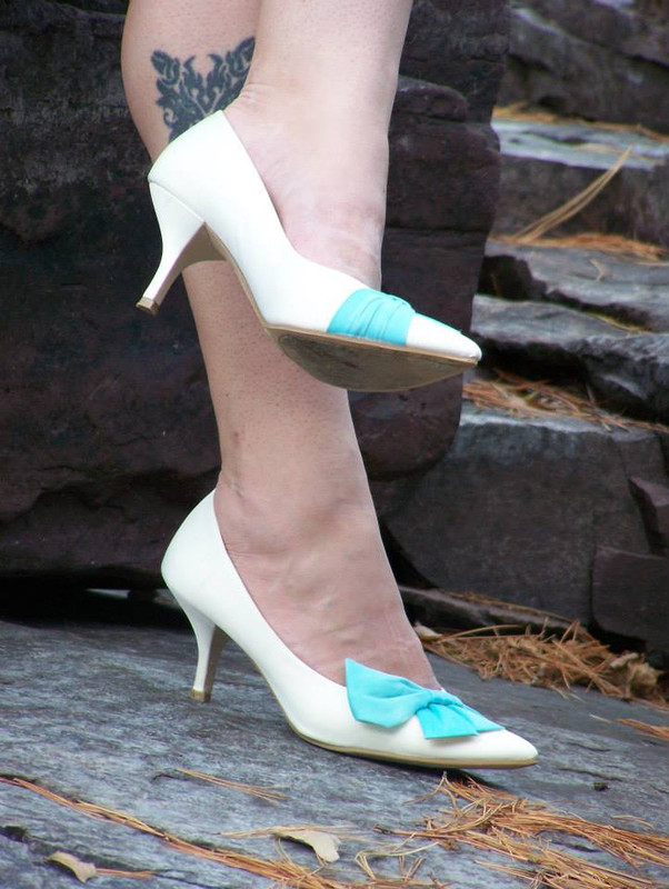 White with blue bows color