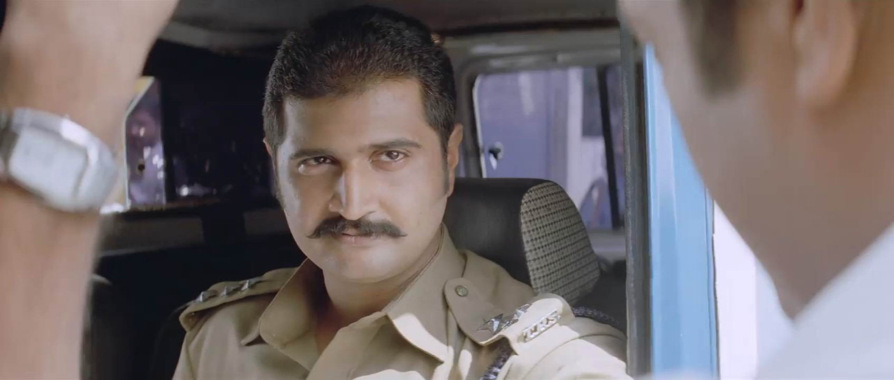 Arinthum Ariyamalum 2005 BluRay [Tamil] 480p, 720p ESub Screenshot