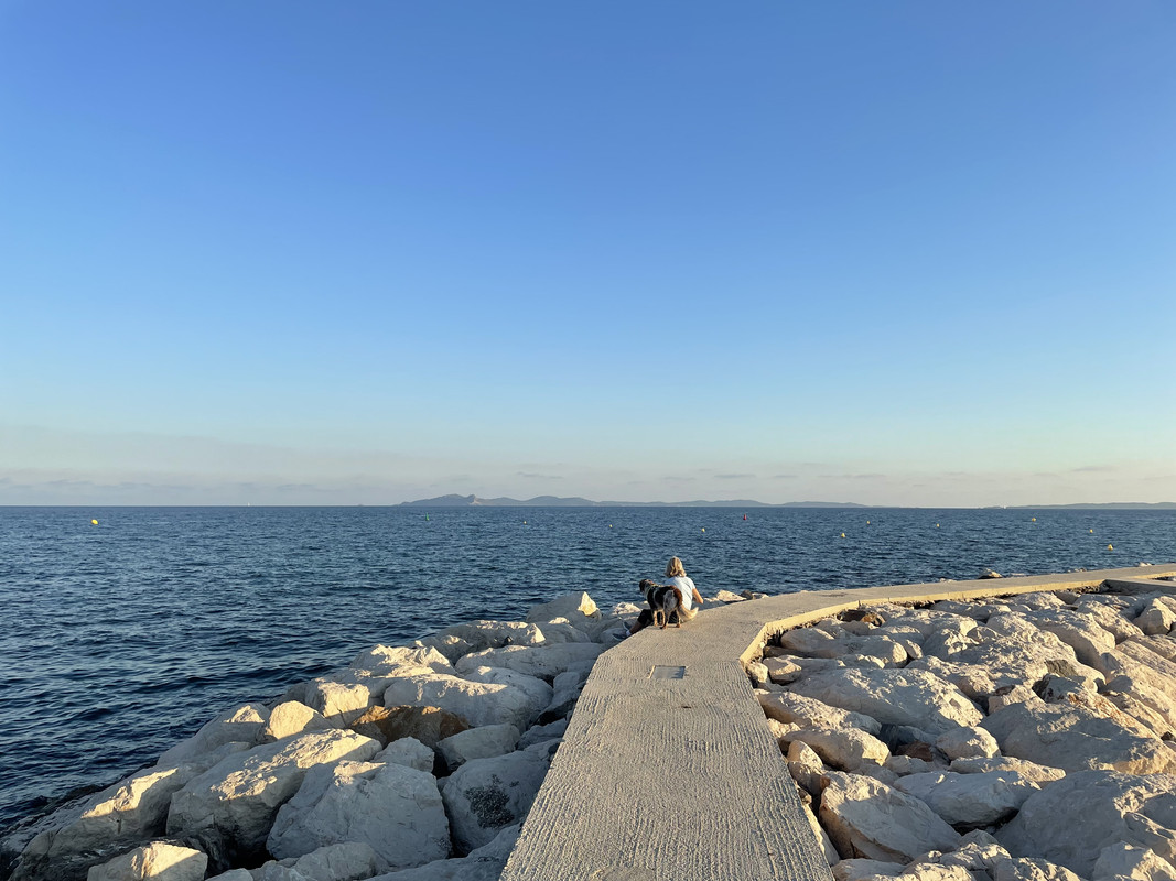 6B913EE4-15D0-433D-BA69-97D2B2CACED9