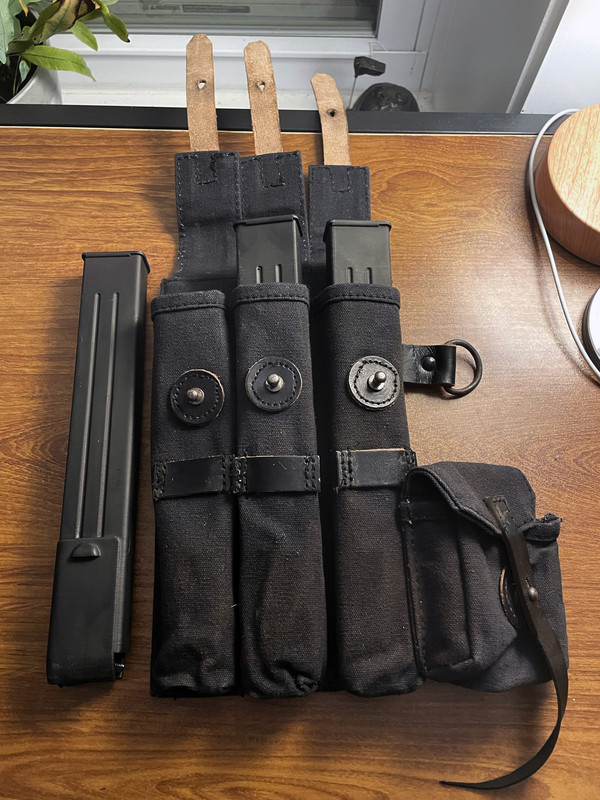 MEPD_Shoulder_Pouch_Open.jpg