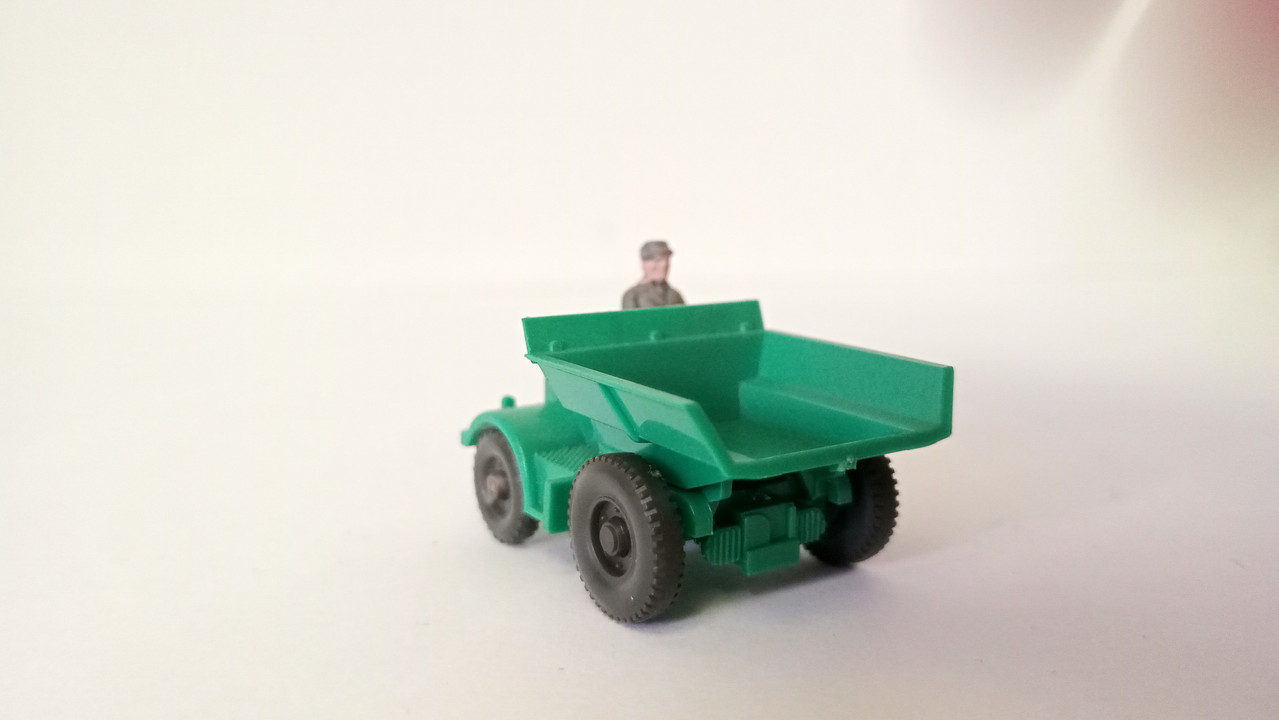 Mach (3381)