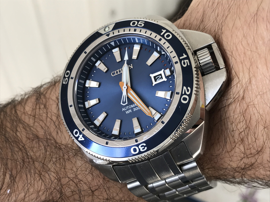 3B041B72-F797-4AA3-8D5E-C1751EAA1AE8