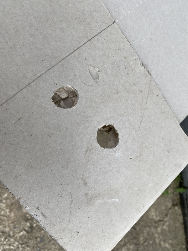 44CAE3C5-5F7C-4221-9388-23A4D3535C39