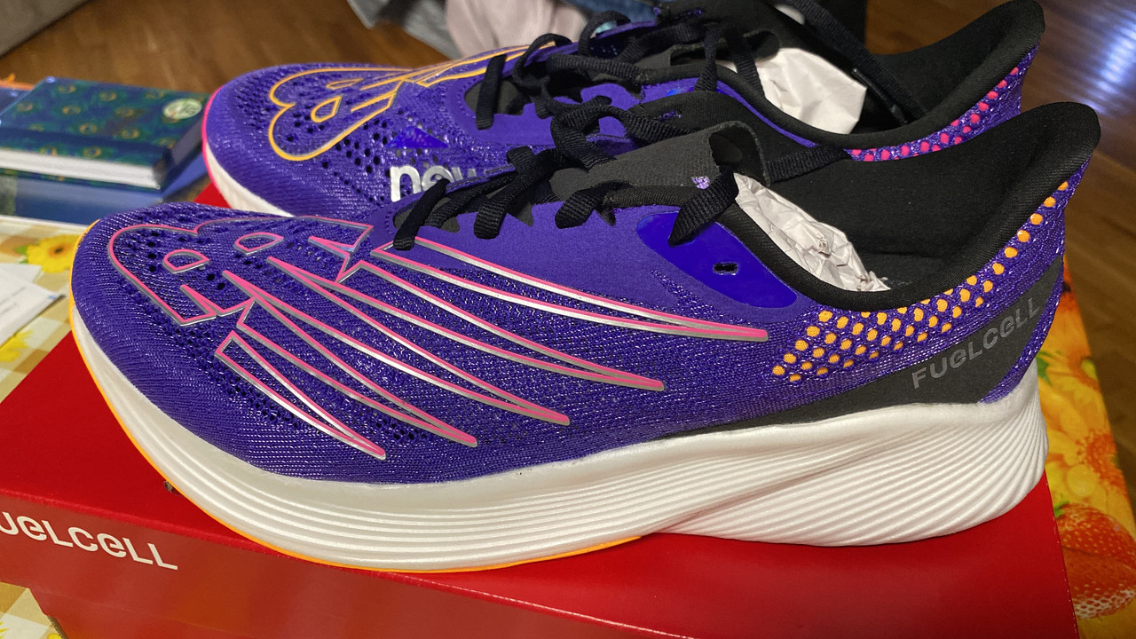 41008FFE-2F64-4D03-8741-523F8A280657