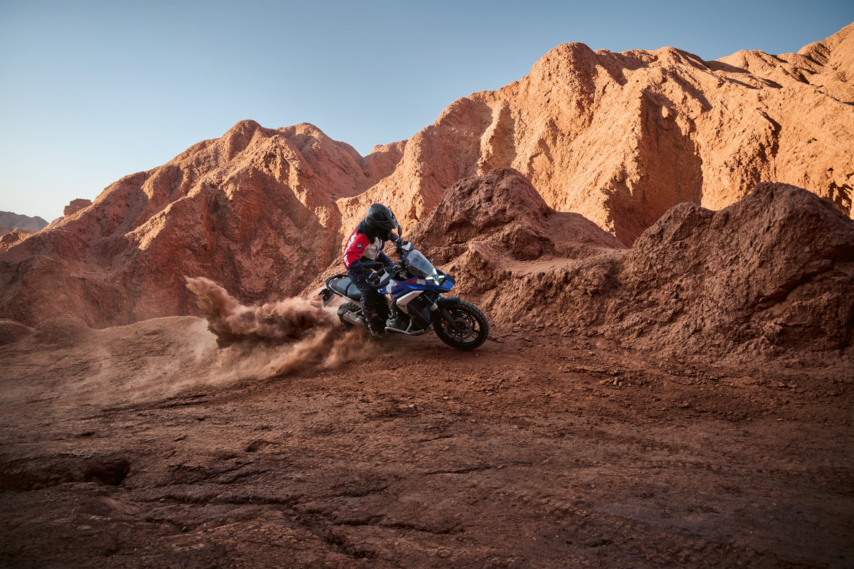 P90520784_highRes_the-new-bmw-r-1300-g