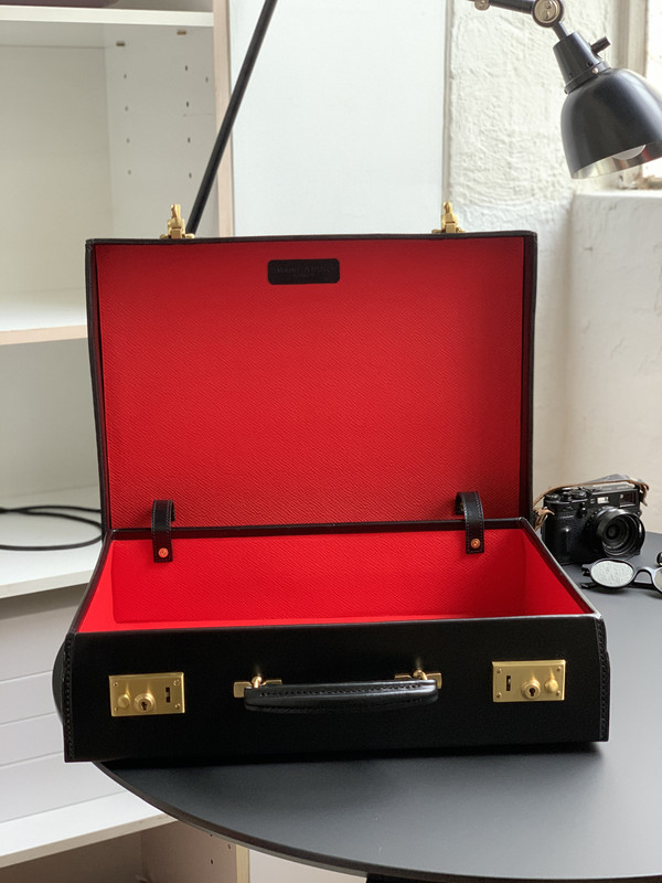 C94D9614-6073-4335-82A1-6BF0F52FCDDE