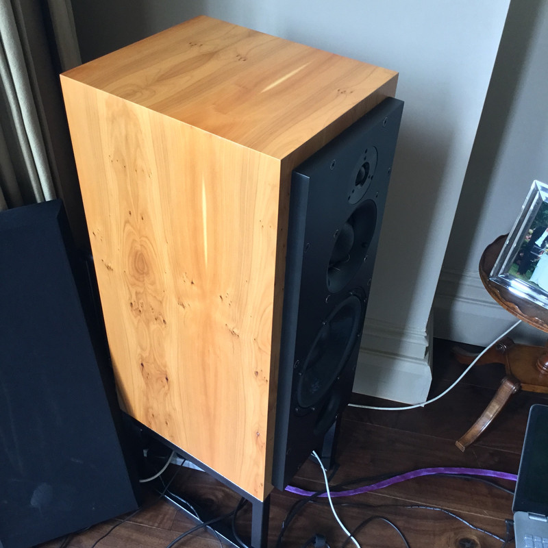 884BA309-18A1-4FDF-95FC-CFF9E2566D7D