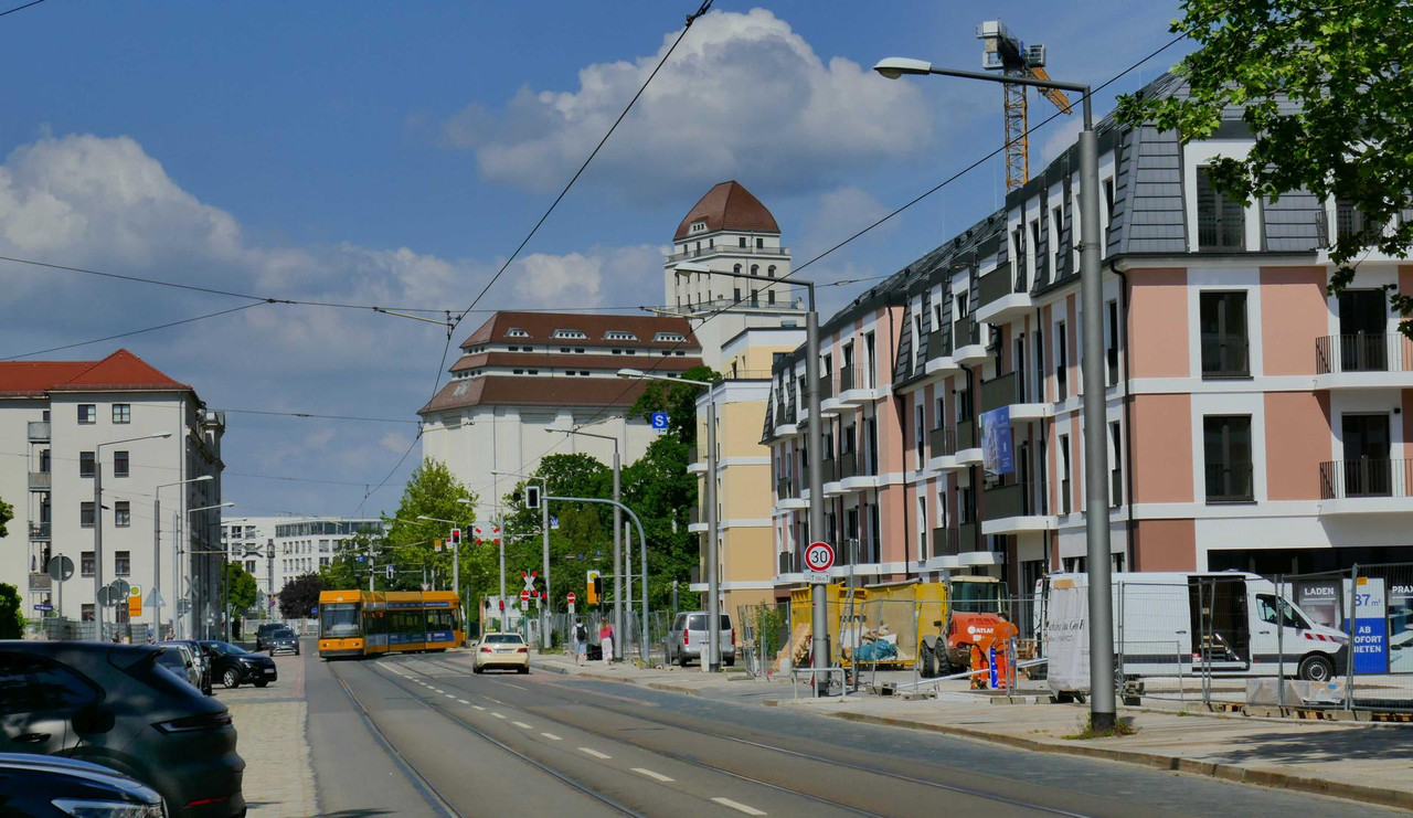 Bild: https://i.postimg.cc/bNC21ytV/P1360444.jpg