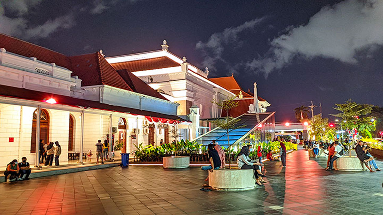 Alun-Alun Surabaya