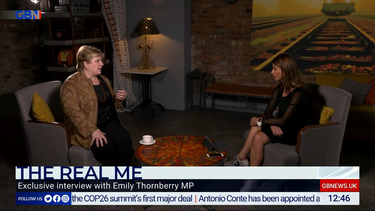 11.02 - 12.00.00 - The Briefing With Gloria De Piero. Your must-watch....ts_snapshot_47.39.232