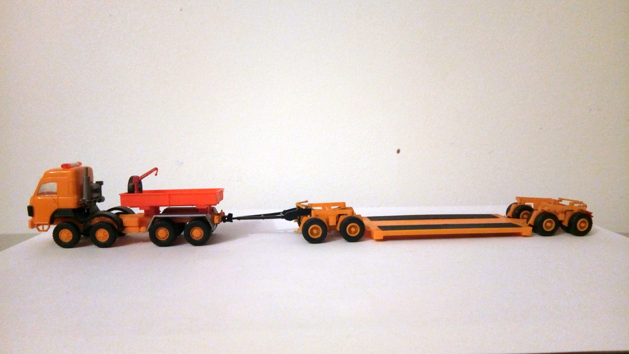 Mache (9234)
