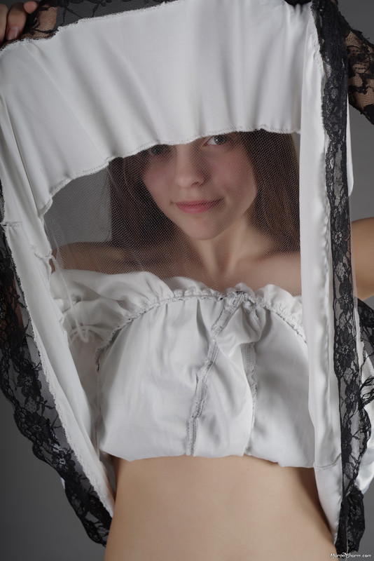 MarvelCharm_Nika-Light-Dark-066