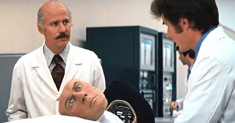 ALLAN-OPPENHEIMER-WESTWORLD-FOTOR.jpg