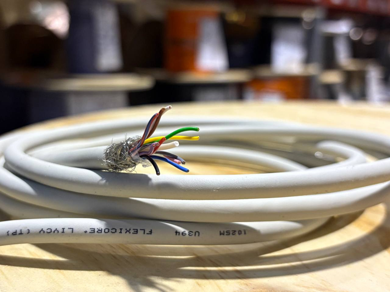 Низкочастотный кабель для передачи данных