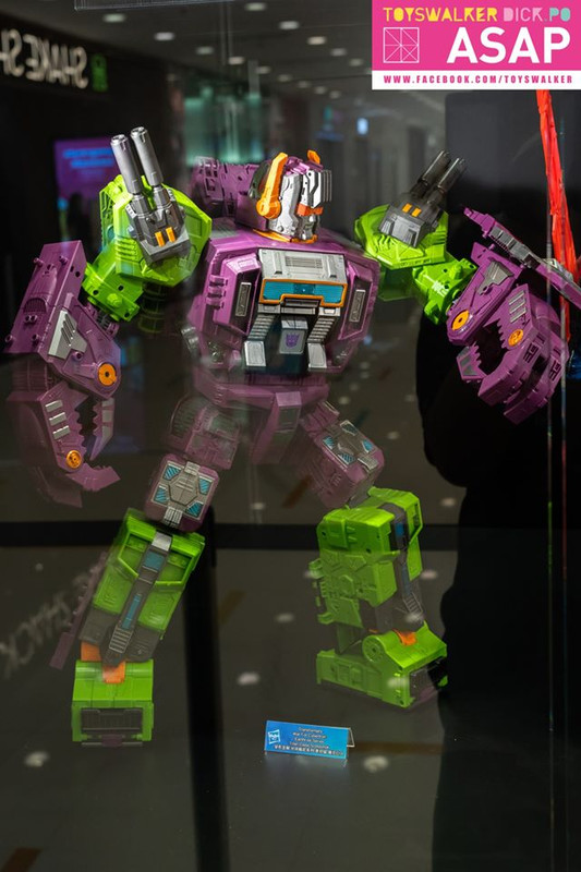 Earthrise-Scorponok-07
