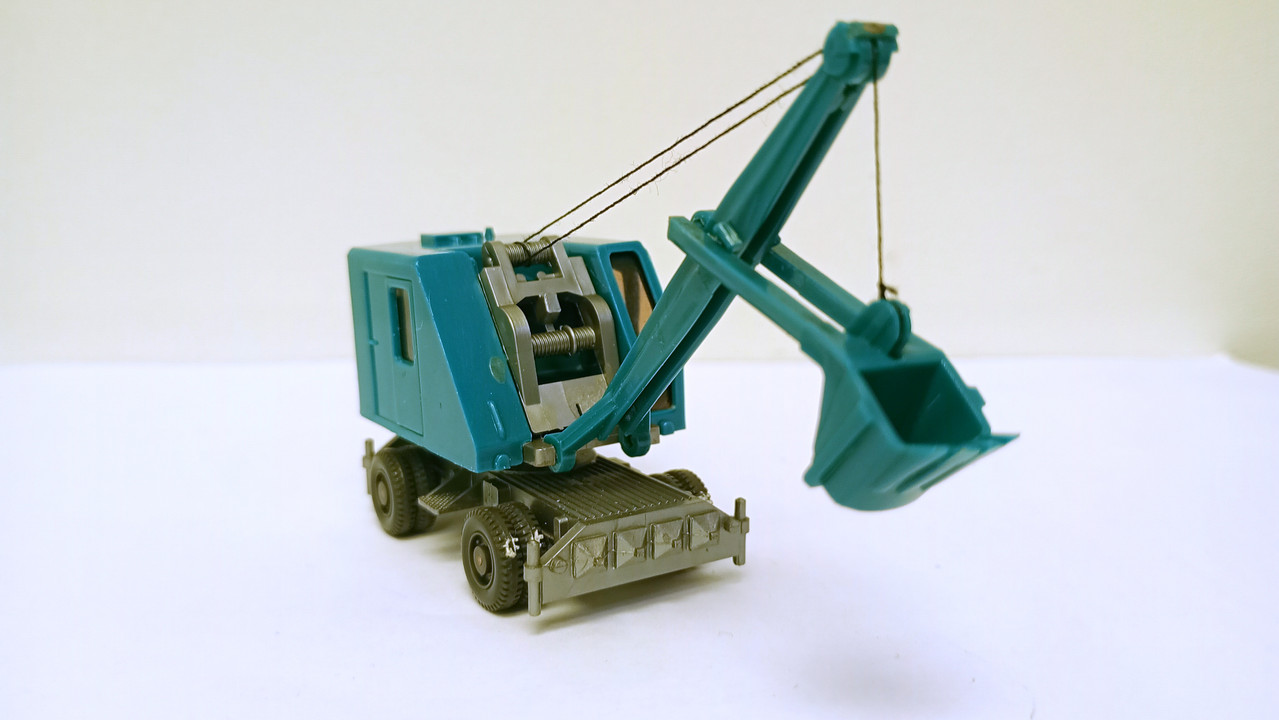 Mach (3671)