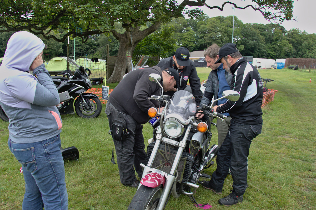 Vmax Tour 2019 au TT à l'île de Man R-DSD0148