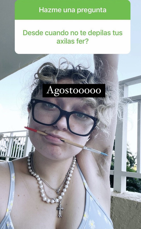 Fernanda Castro, harta de las críticas que recibe por lucir su axila con vellos