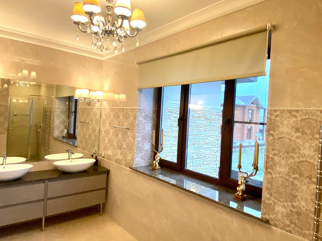 C53AE428-7422-4E4B-B4E6-9D5CE9C73597