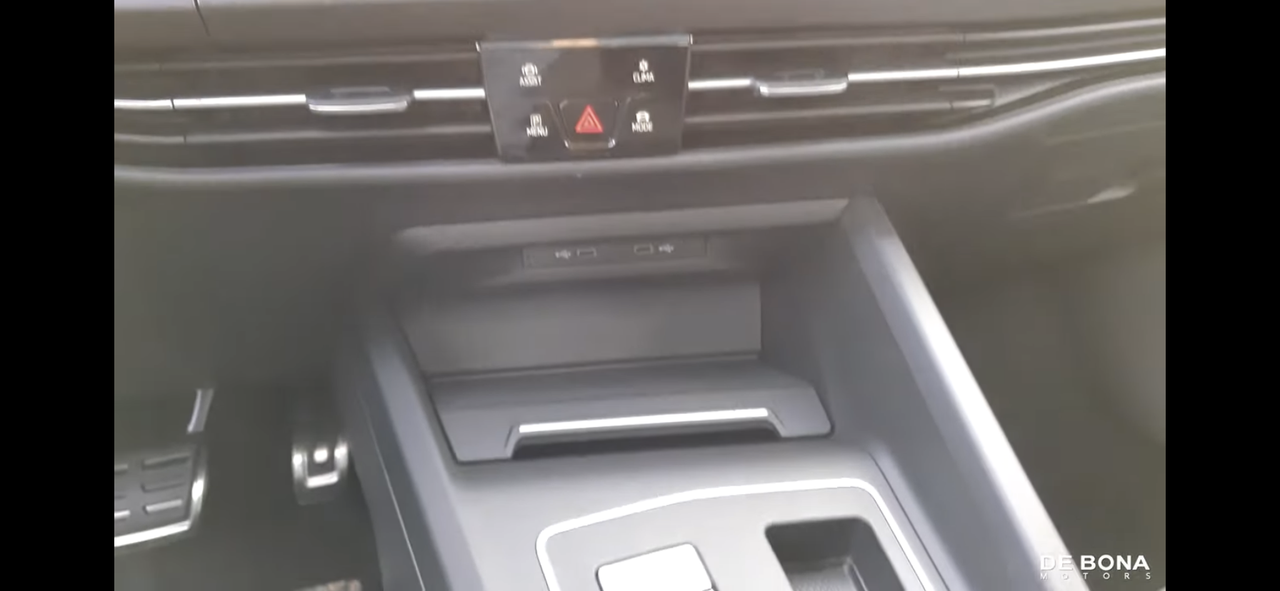 2D5A43C0-618D-4EF8-B7D8-800EA6EF53C2