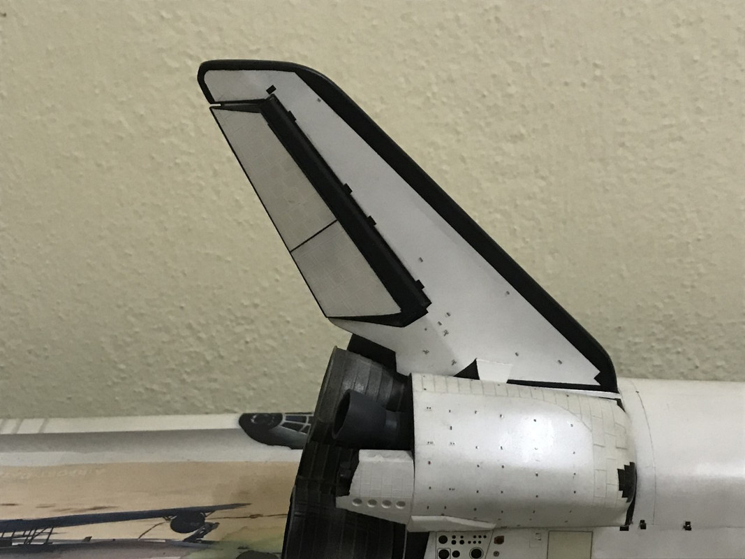 Shuttle-Tail-OMS.jpg