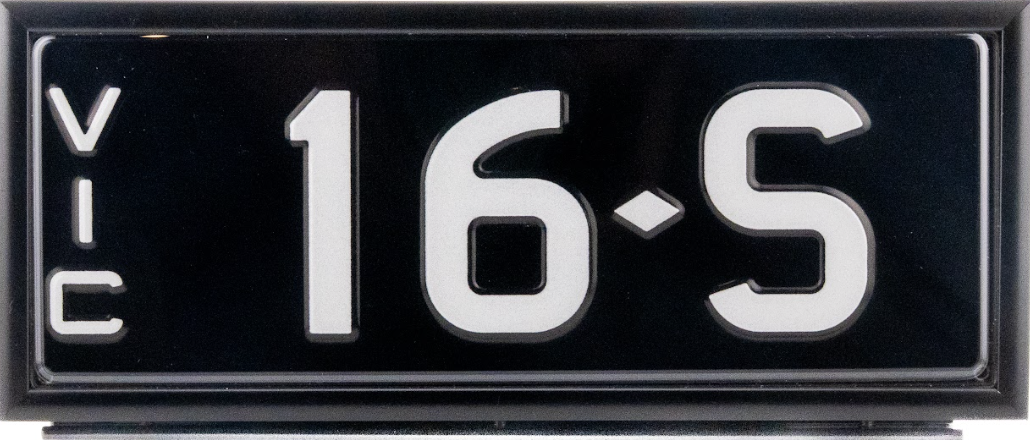 Swiss Signature Plate 16 S