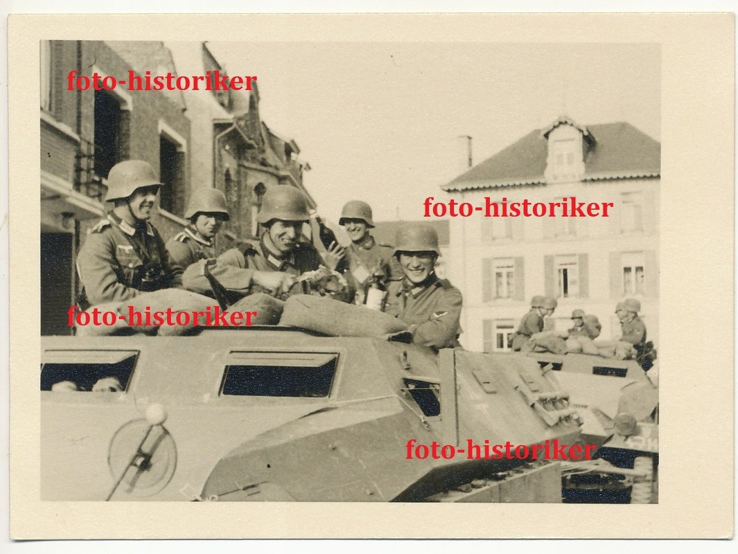 Kolonne SDKFZ 251 Panzer Schützen Wagen Kennung 