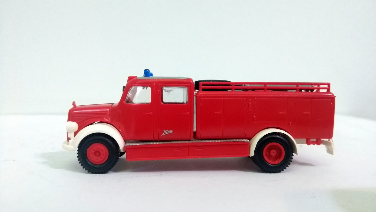 Mach (2437)