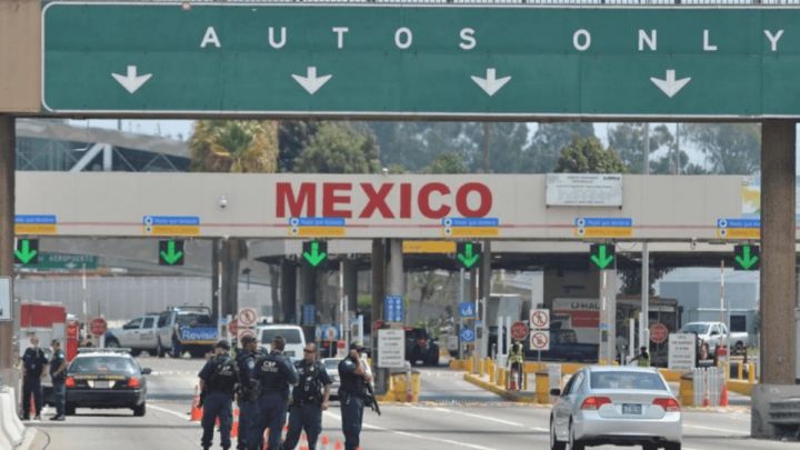 Estados Unidos publica reglas para reabrir la frontera con México
