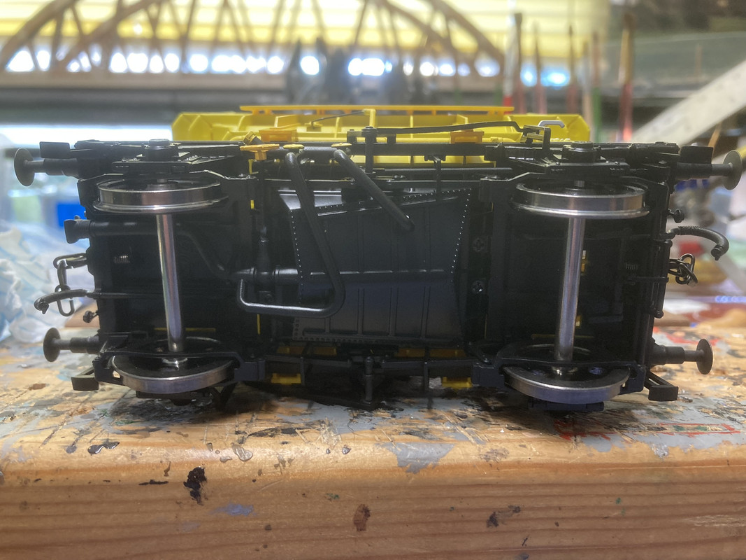 60165894-C03E-43A2-9A86-0EA8AFED5FC4