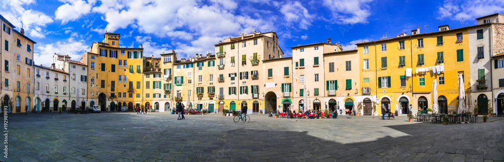 yellow-plaza-tuscany.jpg