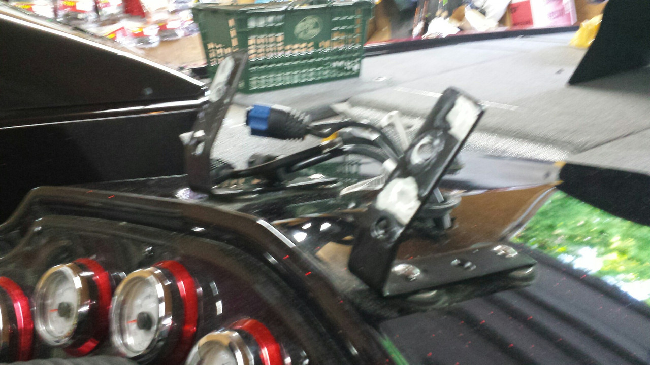 65466127-B156-4006-9792-DFD625EB726D