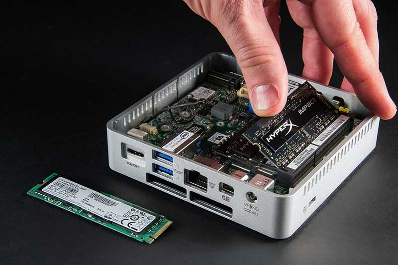 Intel-NUC8I7BEH